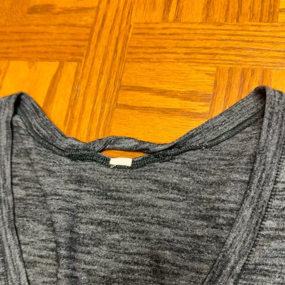 Lululemon Heathered Gray V-Neck Tee | Lightweight Short Sleeve Workout Top - Picture 6 of 7